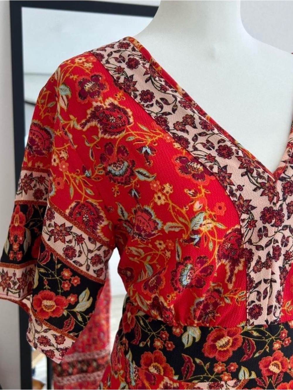Xhilaration Red Floral V-Neck Maxi Dress with Contrast Border - Picture 3 of 8